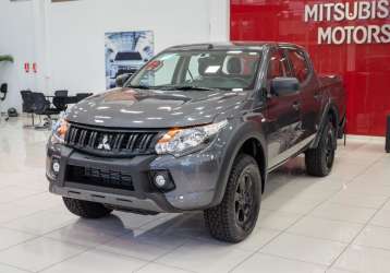 MITSUBISHI L200 TRITON