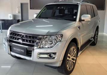 MITSUBISHI PAJERO FULL