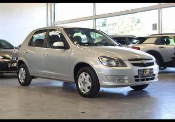 Chevrolet Celta 2012 a 2015: versões, preços, equipamentos e ficha técnica