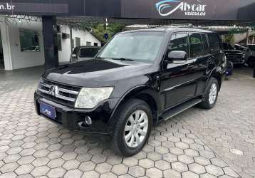 MITSUBISHI PAJERO FULL