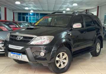 TOYOTA HILUX SW4