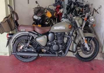 ROYAL ENFIELD CLASSIC