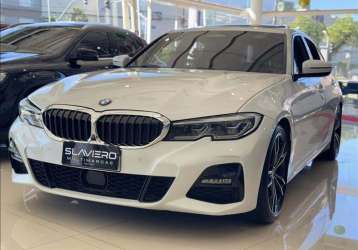 BMW 330i