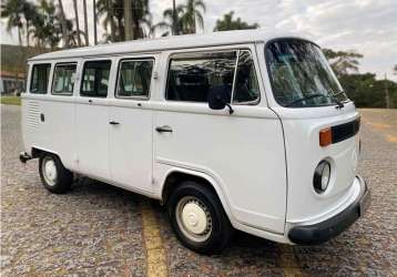 VOLKSWAGEN KOMBI