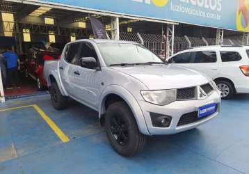 MITSUBISHI L200 TRITON