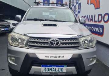 TOYOTA HILUX SW4