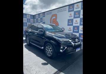 TOYOTA HILUX SW4