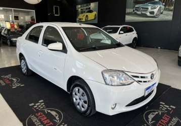 TOYOTA ETIOS