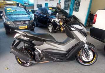 YAMAHA NMAX