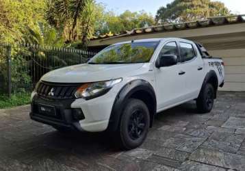 MITSUBISHI L200 TRITON