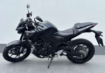 YAMAHA MT-03