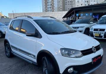 VOLKSWAGEN CROSSFOX