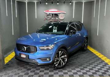 VOLVO XC 40