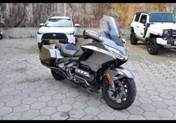 HONDA GOLD WING