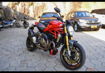 DUCATI MONSTER