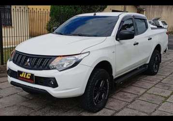 MITSUBISHI L200 TRITON