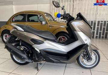 YAMAHA NMAX