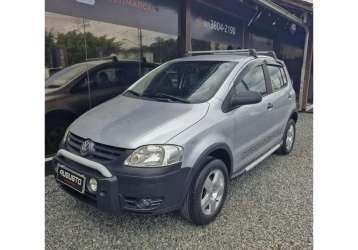 VOLKSWAGEN CROSSFOX