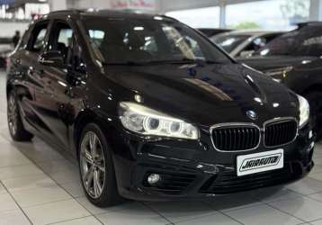 BMW 225i