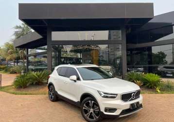 VOLVO XC 40