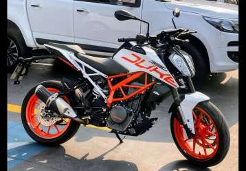 KTM DUKE