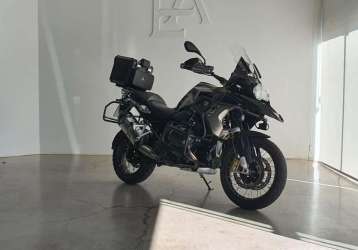 BMW R