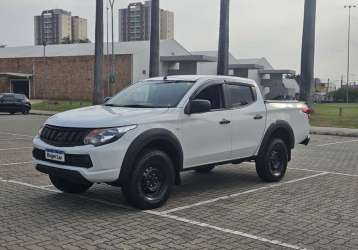 MITSUBISHI L200 TRITON