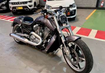 HARLEY-DAVIDSON V-ROD