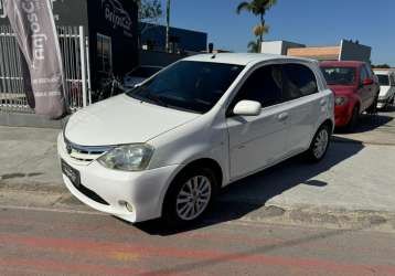 TOYOTA ETIOS