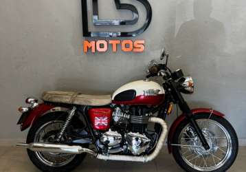 TRIUMPH BONNEVILLE