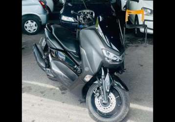 YAMAHA NMAX