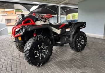 CAN-AM OUTLANDER