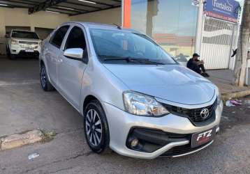 TOYOTA ETIOS