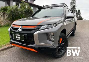 MITSUBISHI L200 TRITON