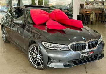 BMW 330i