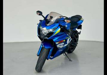 SUZUKI GSX-R