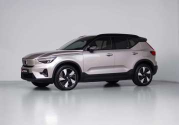 VOLVO XC 40