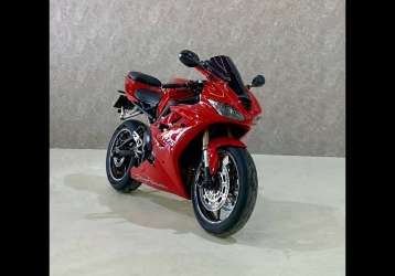 TRIUMPH DAYTONA