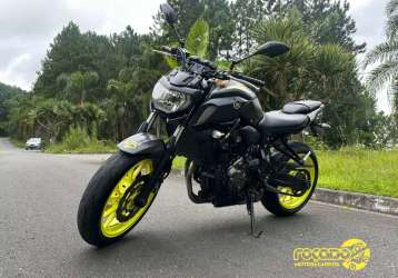 YAMAHA MT-07