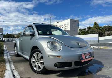 VOLKSWAGEN NEW BEETLE