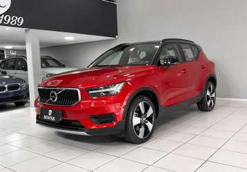 VOLVO XC 40