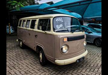 VOLKSWAGEN KOMBI