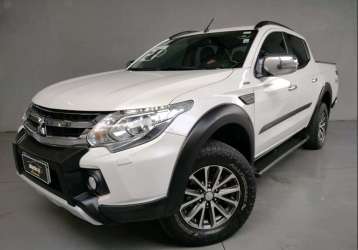 MITSUBISHI L200 TRITON