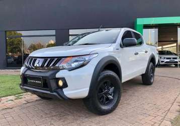 MITSUBISHI L200 OUTDOOR