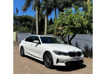 BMW 320iA