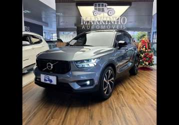 VOLVO XC 40