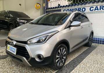 HYUNDAI HB20X