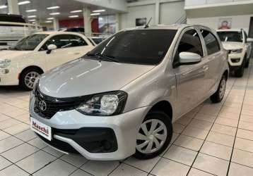 TOYOTA ETIOS