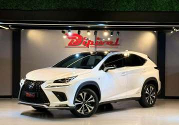 LEXUS NX-300H