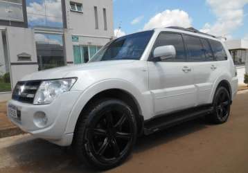 MITSUBISHI PAJERO FULL